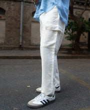 Off-White Structured Cotton Cargo Pant
