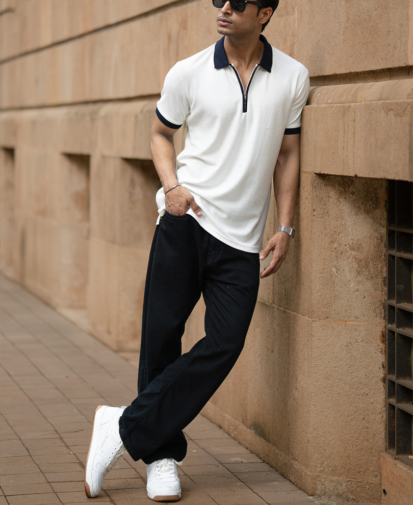 Offwhite Contrast Collar Zipper T-Shirt