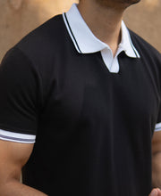 Black Contrast Collar T-Shirt