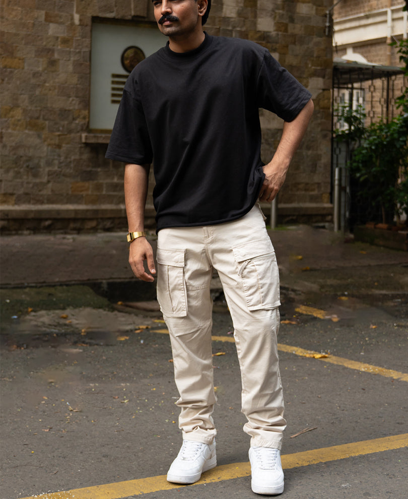 Light Beige Regular Fit Cotton Cargo Pant.