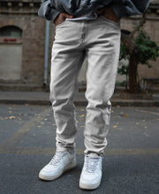 Grey Regular Fit Basic Denim Jeans