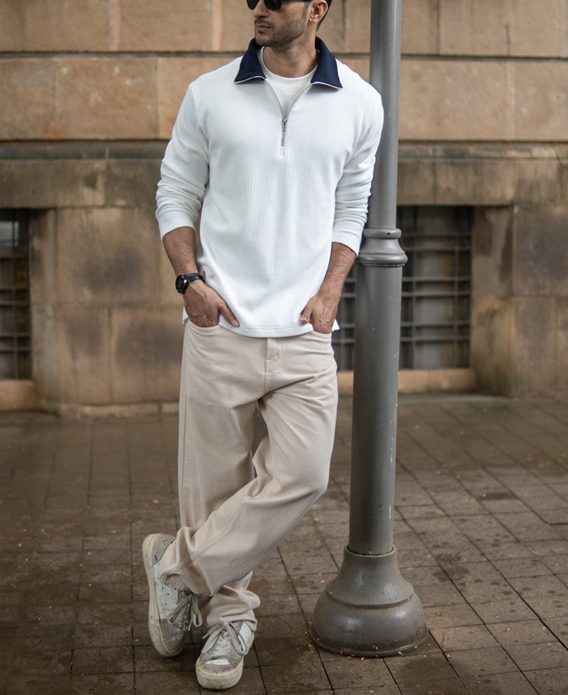 Off White Contrast Collar Zipper T-Shirt