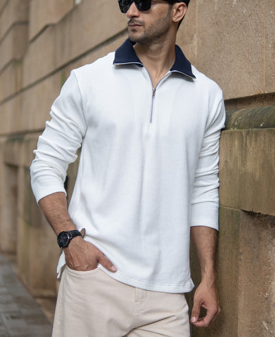 Off White Contrast Collar Zipper T-Shirt