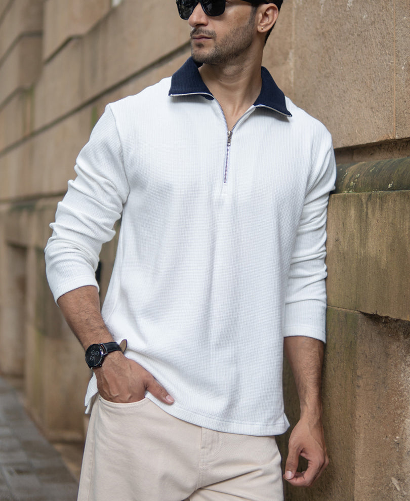 Off White Contrast Collar Zipper T-Shirt