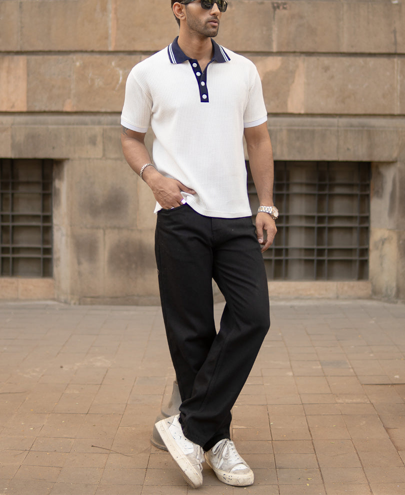 Off-White Contrast Collar T-Shirt