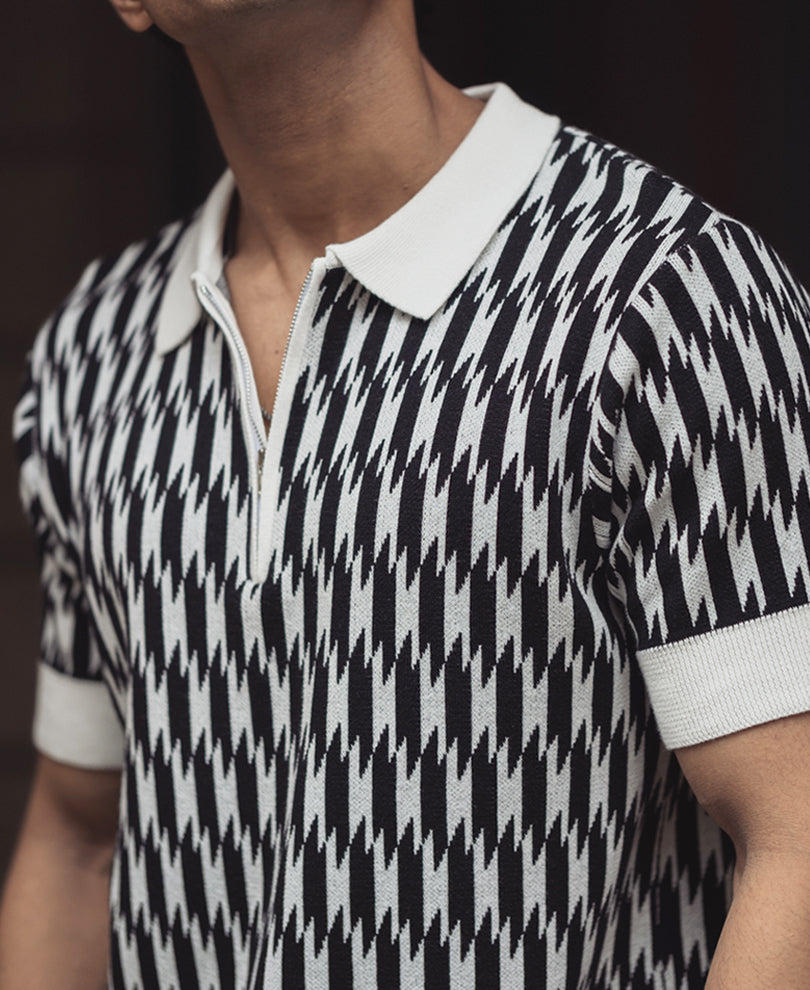 White and Black Knitted Regular Fit Half Sleeves Zipper T Shirt