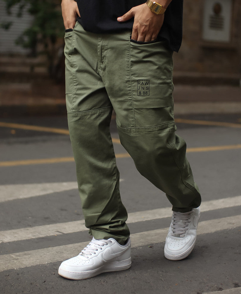 Olive Green Zipped Pocket Cargo Pant