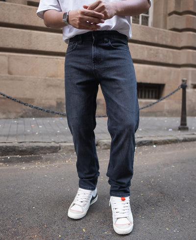Black Regular Fit Basic Denim Jeans