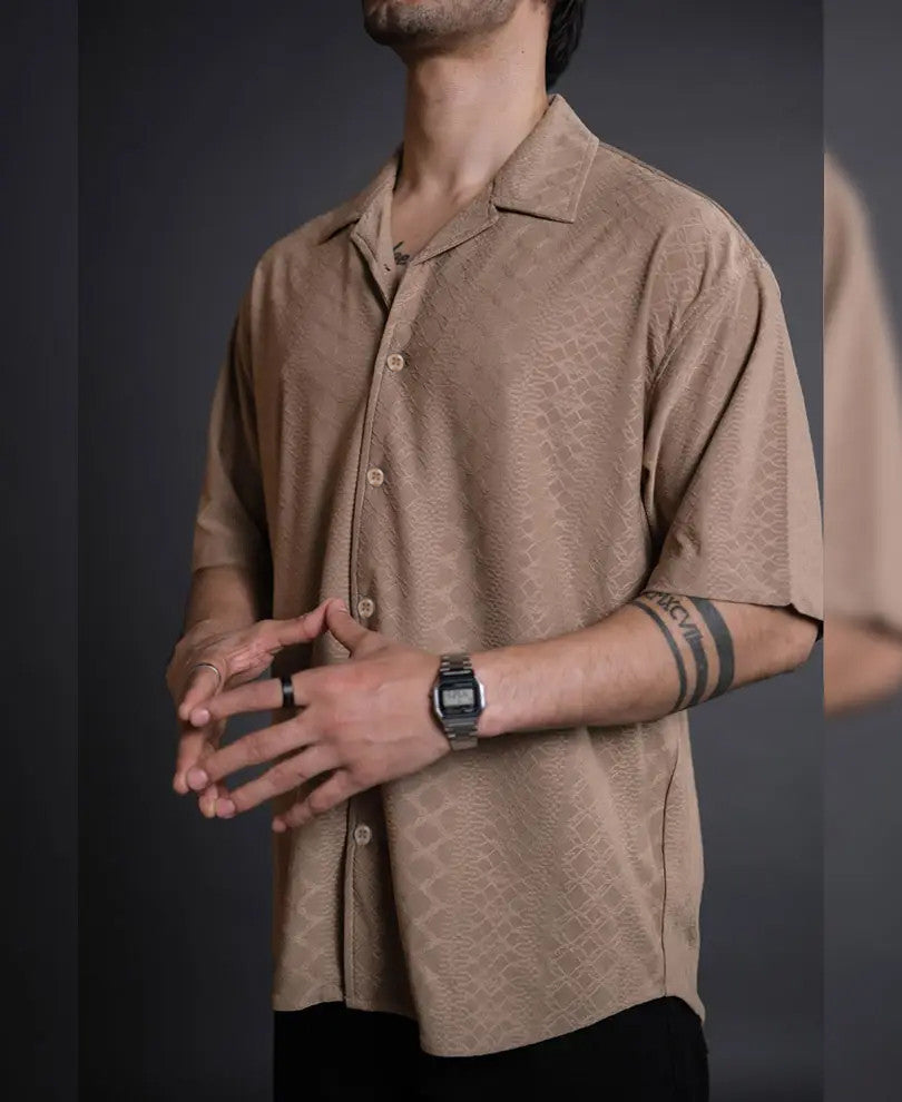 OMMO DOUBLE CURVE SLEEVE SH White Schiffli Top with Curved