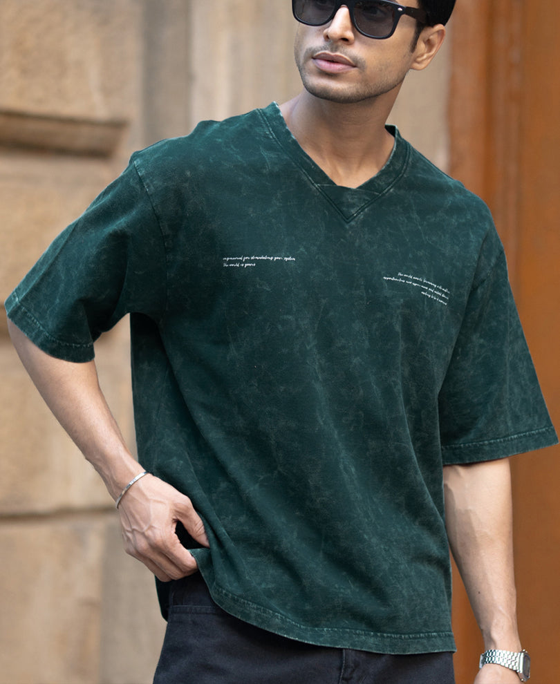 T-Shirt Oversize Fit Half Sleeve V Neck.