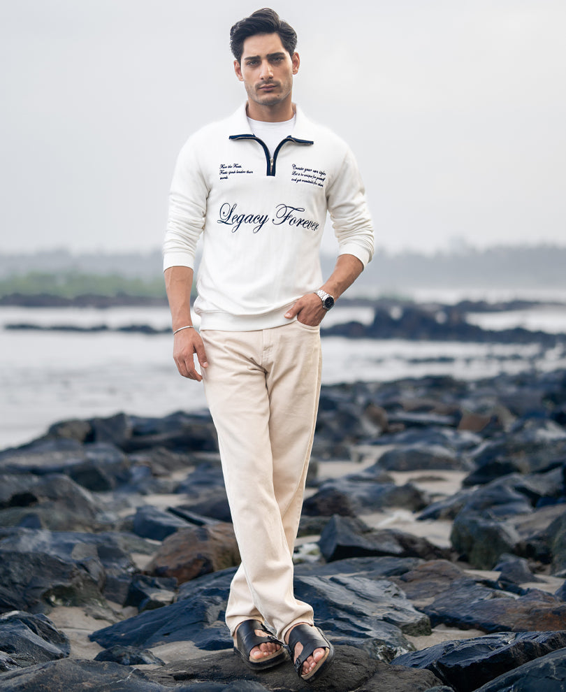 Off-White Contrast Embroidery Sweatshirt