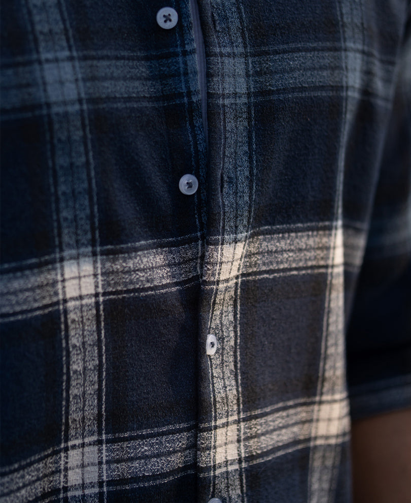 【NAVY】Ombre check shirt The Navy Ombre Checks Shirt — where comfort meets class. Perfect