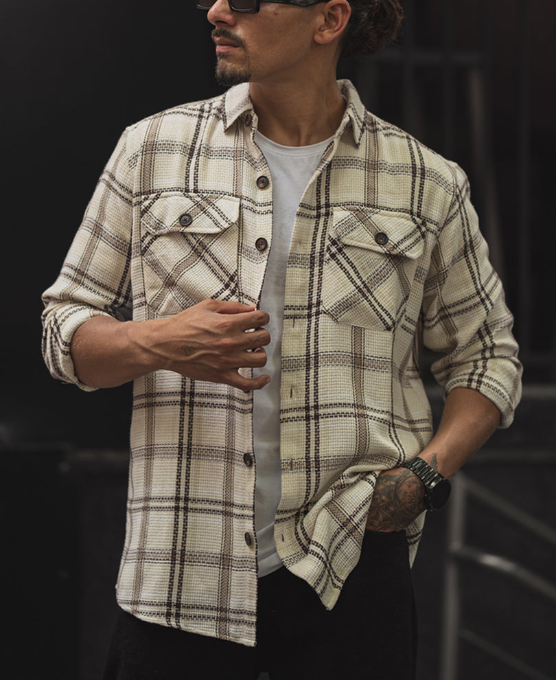 Off White Double Pockets Checks Regular Fit Full Sleeves Shirt