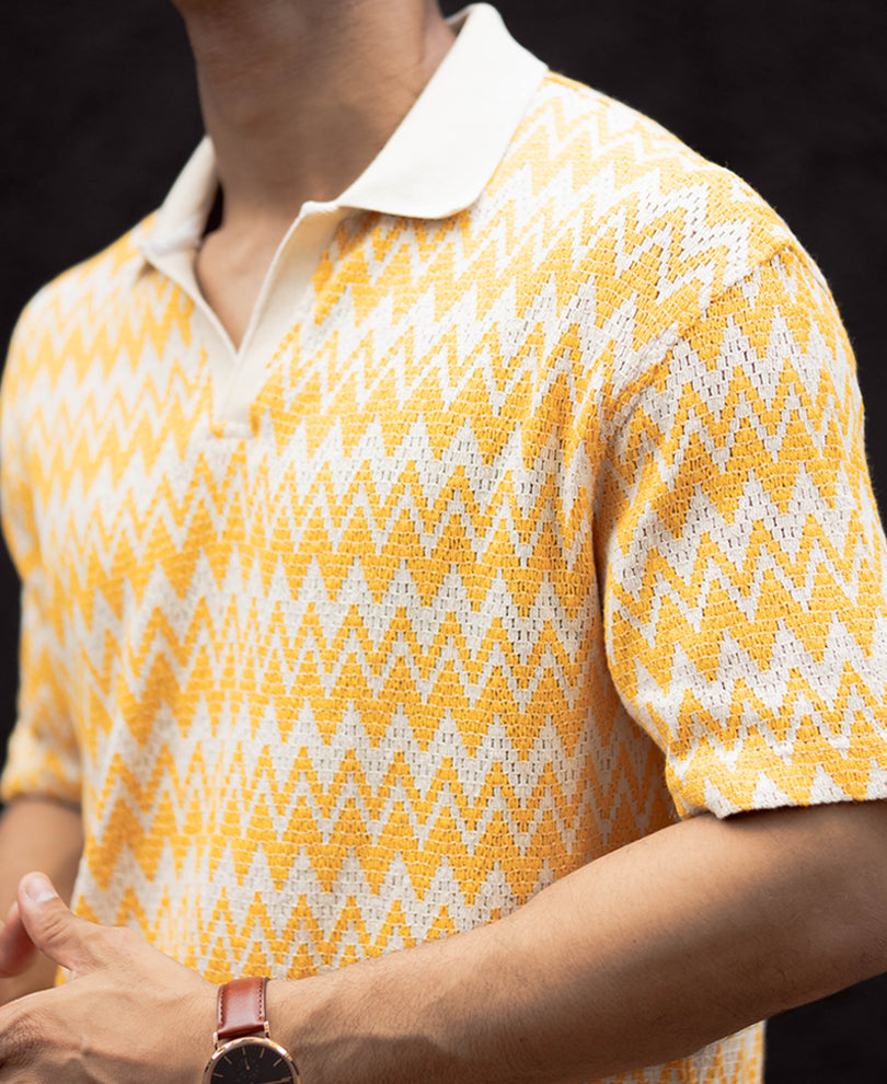 Off White and Yellow Regular Fit Half Sleeves T Shirt
