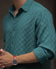 Green Plain Structured Regular Fit Full Sleeves Shirt