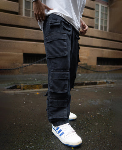 Black Baggy Fit Denim Jeans with Cargo Pockets