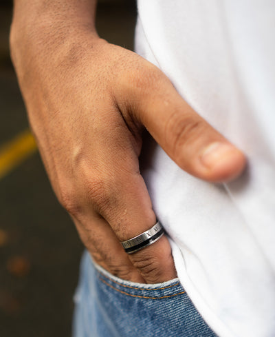 Sliver Roman Designâ Ring